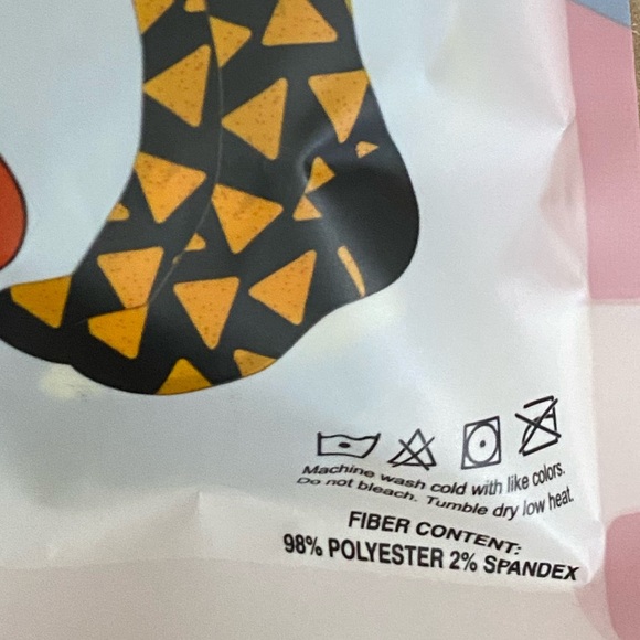 Men’s Bag of Doritos Crew Socks 2 pair NIP - Picture 4 of 5
